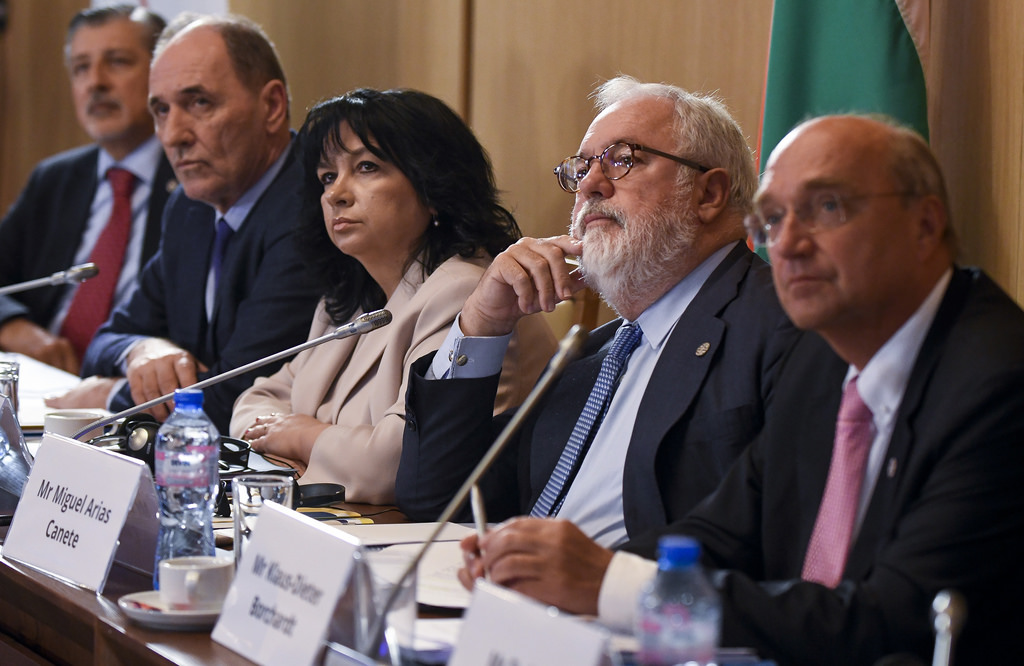 Ξεκίνησε η κατασκευή του IGB